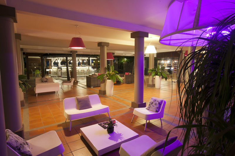 Hotel Les Creoles Saint-Gilles-les Bains Eksteriør bilde